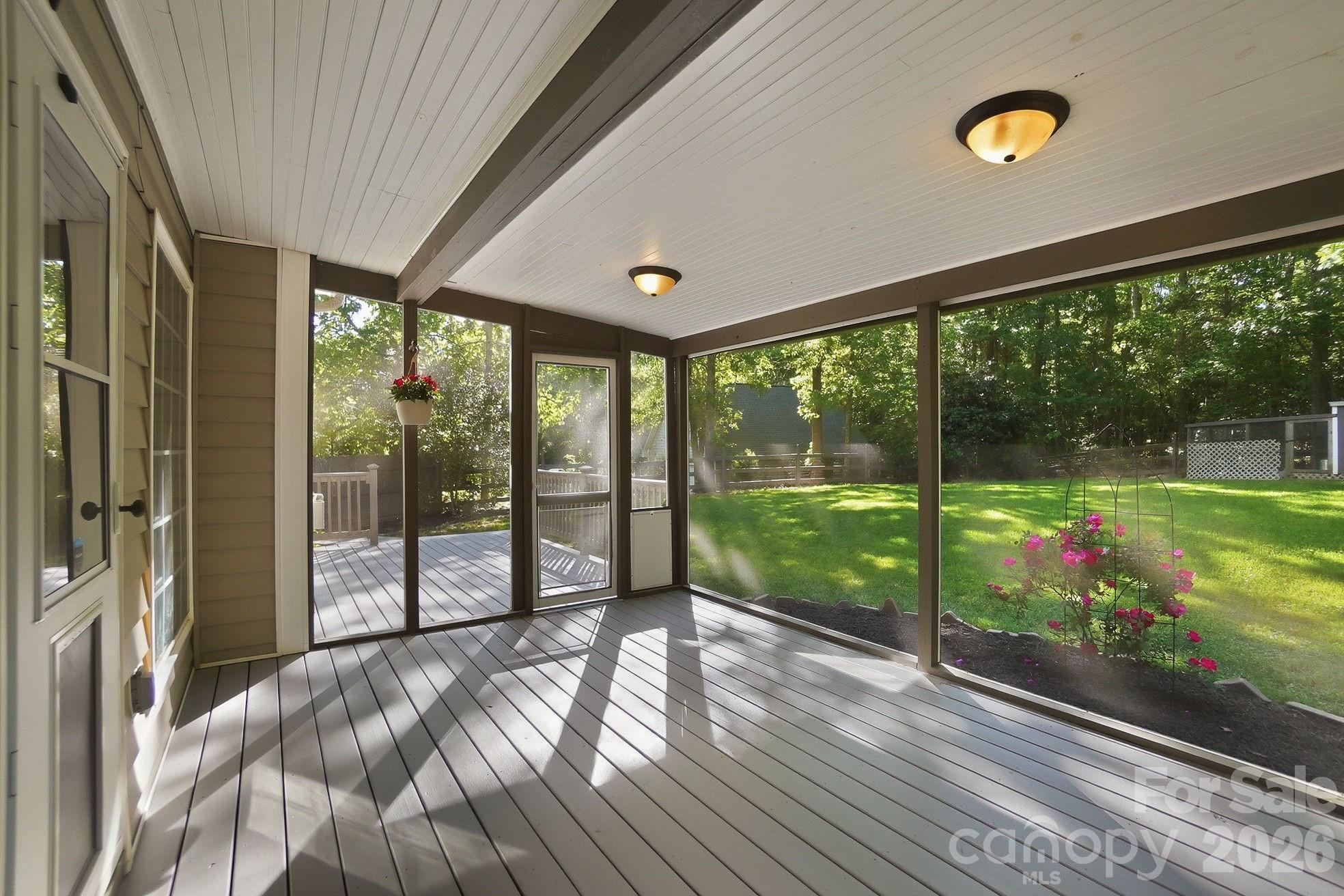 Lynnwood Farms - Residential