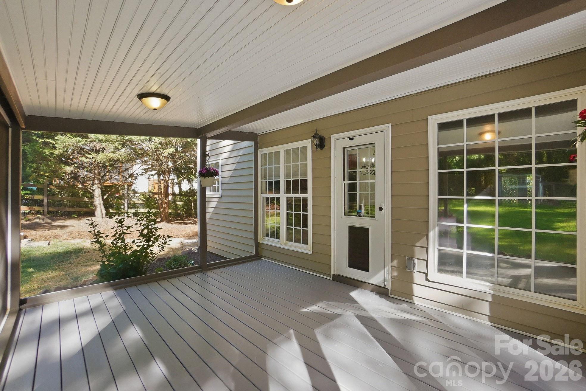 Lynnwood Farms - Residential