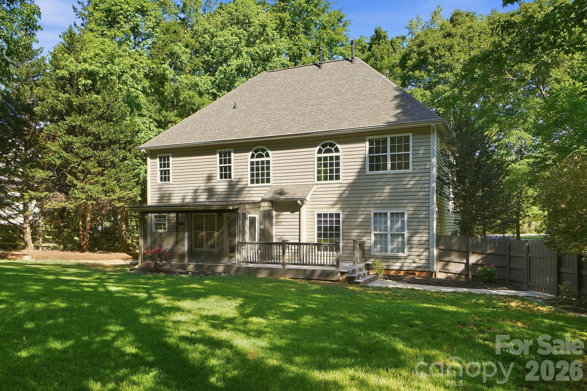 Lynnwood Farms - Residential