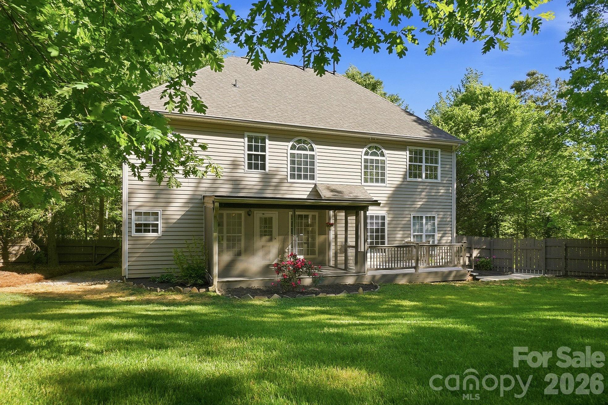 Lynnwood Farms - Residential