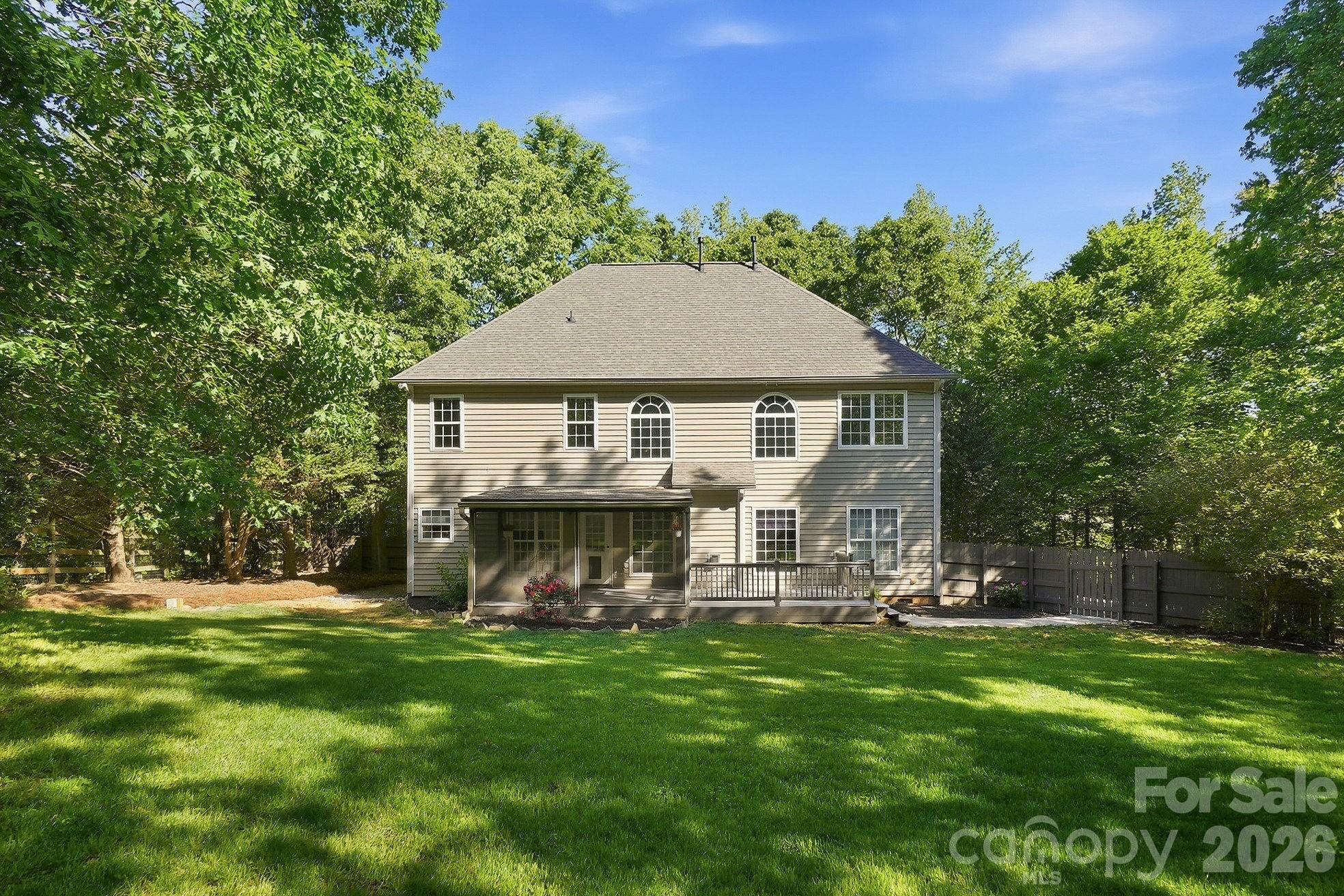 Lynnwood Farms - Residential