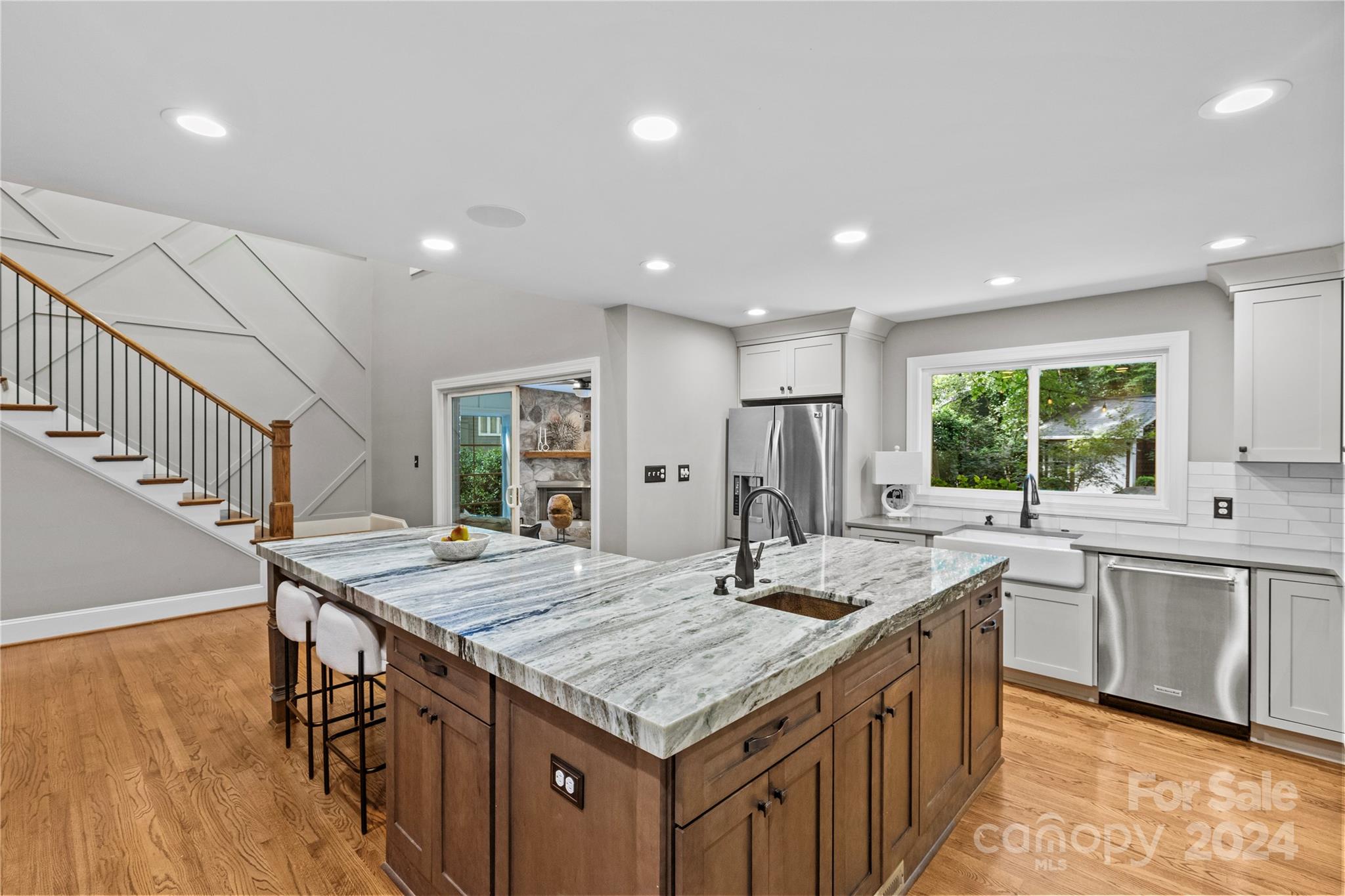 Town And Country - Residential