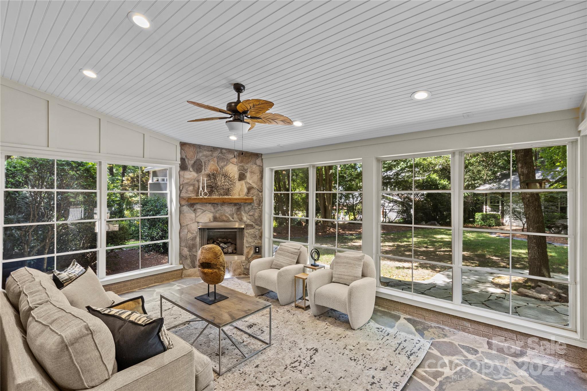 Town And Country - Residential