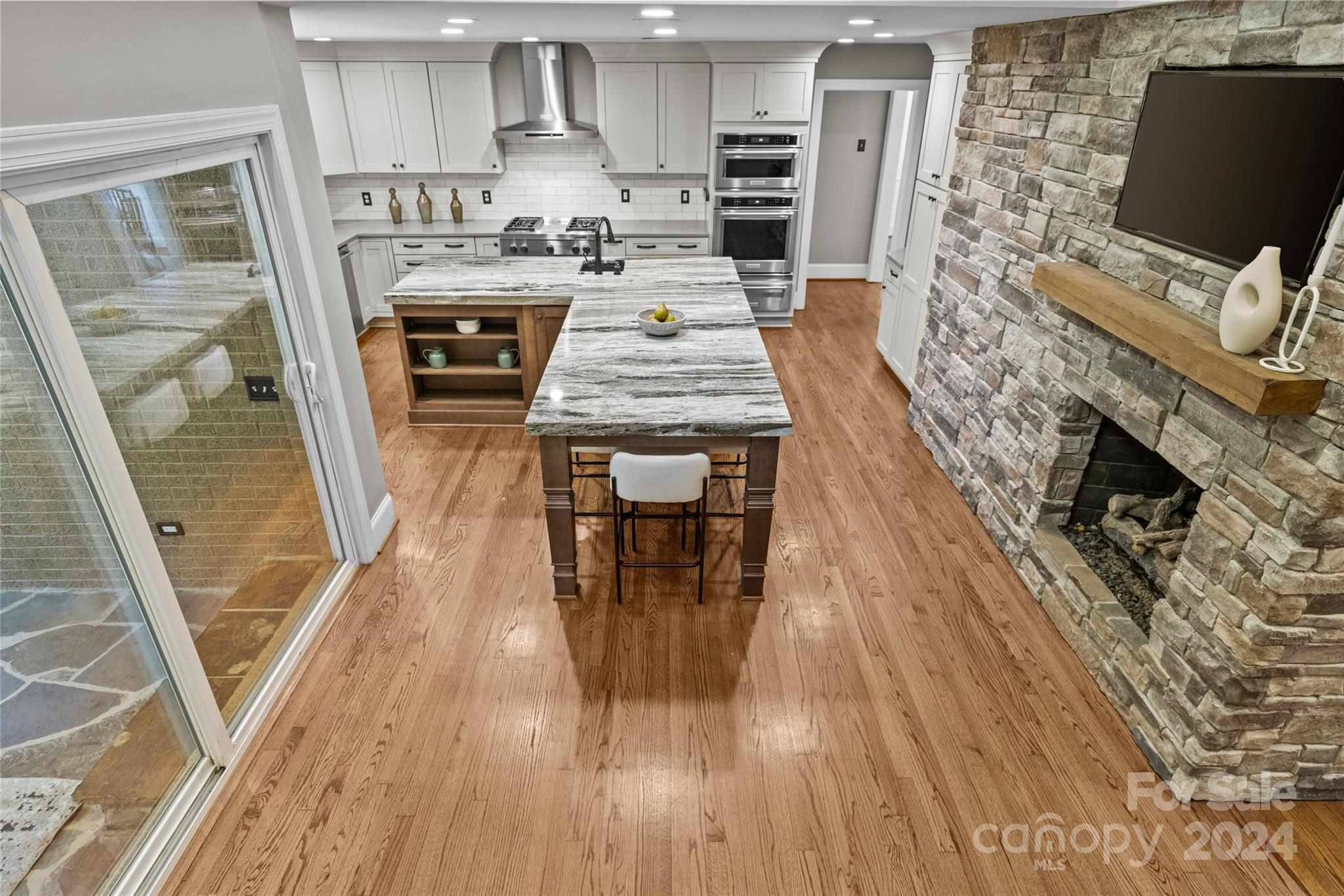 Town And Country - Residential