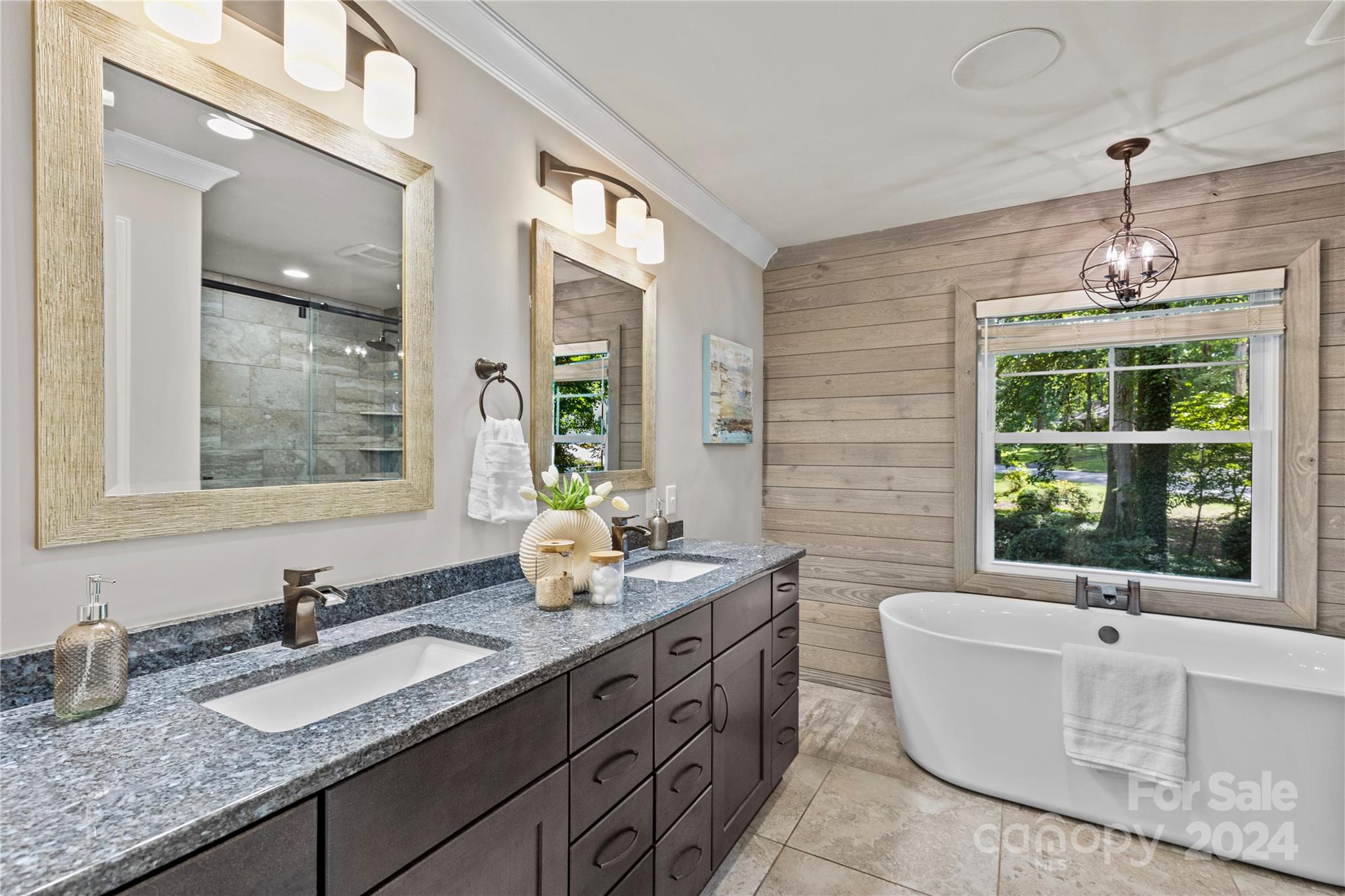 Town And Country - Residential