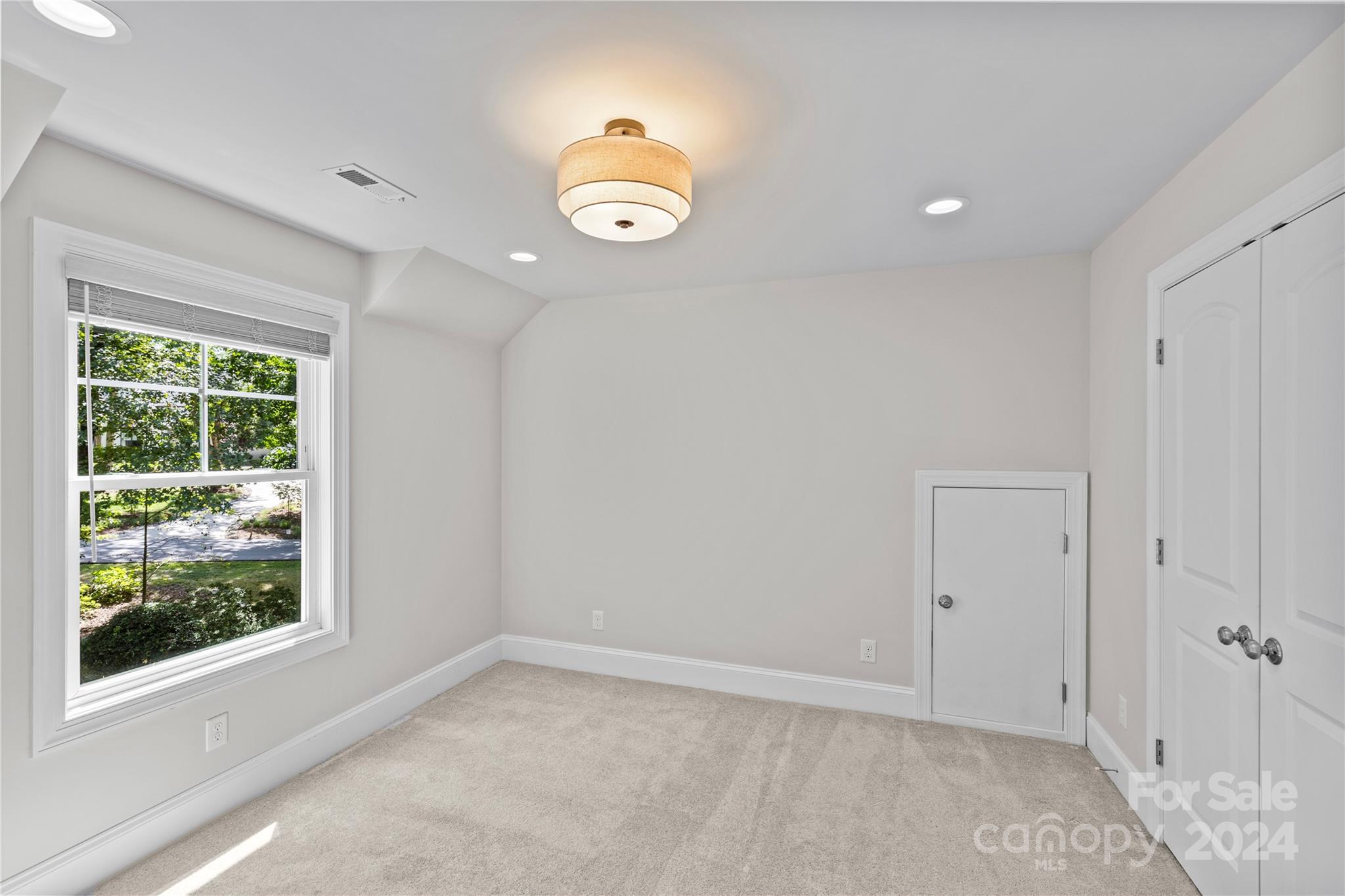 Town And Country - Residential