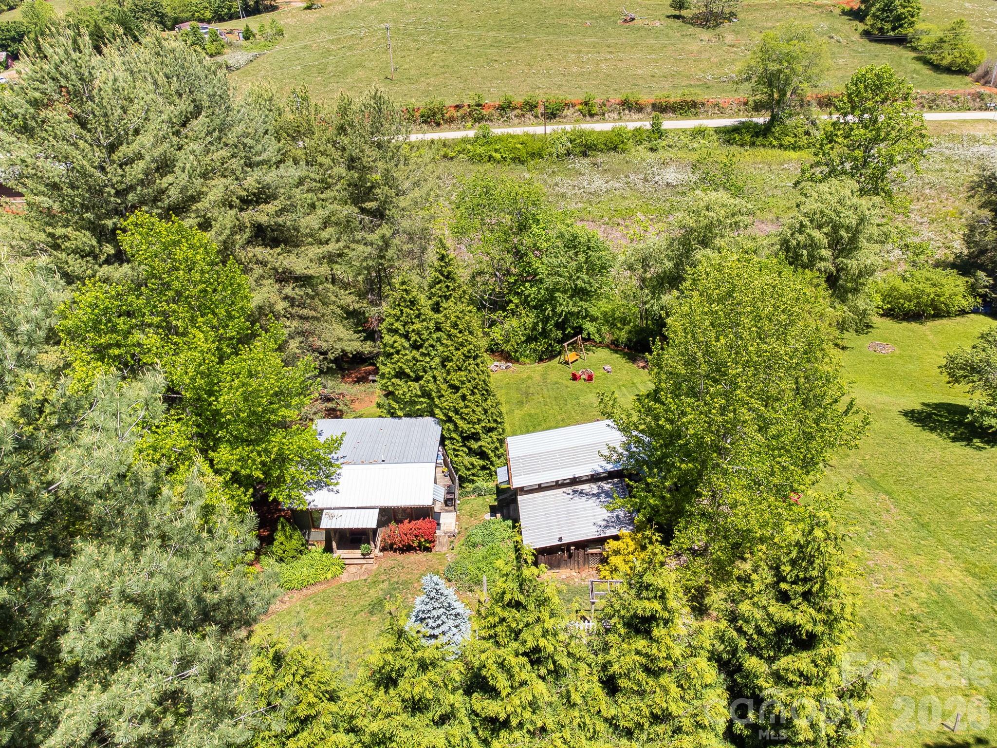 107  111 Hougie Heaven Lane, Franklin, NC, 28734