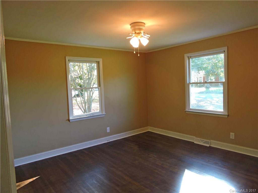 Oakwood Acres - Residential