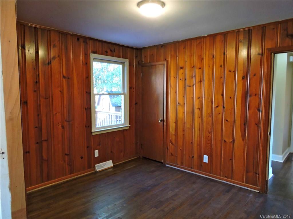 Oakwood Acres - Residential