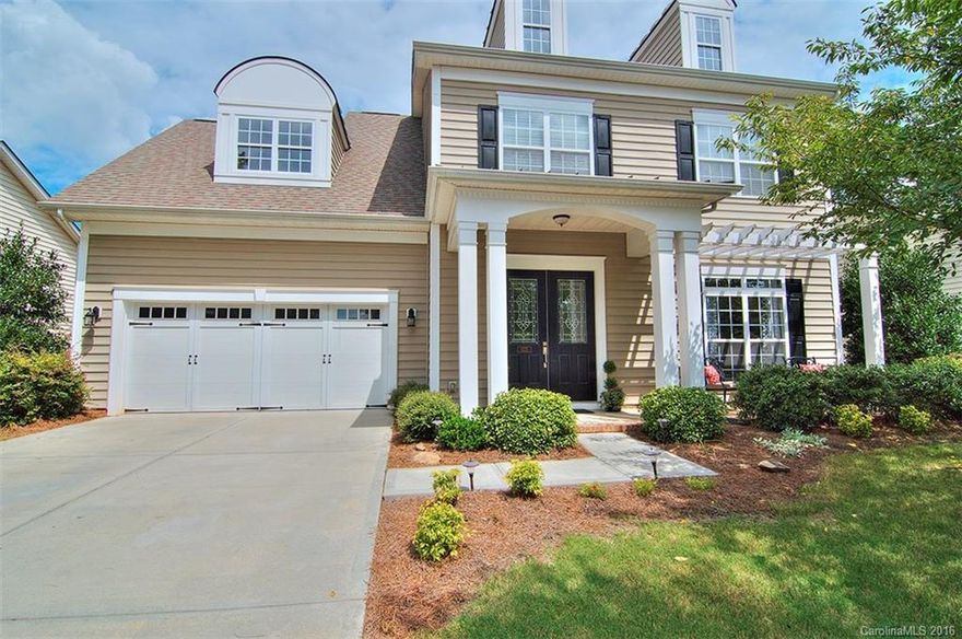 Immaculate, move in ready home with gleeming hardwoods in main area. Open floor plan, loads of windows. Gourmet kitchen with granite counters & tile backsplash, gorgeous cabinetry. Great room with see-thru fireplace to sitting room. Sitting room w custom built ins, can be extra playroom. Spacious master on upper level. Master bath with separate shower/tub. 5th Bed/bonus up. Fenced, pool size backyard with custom patio and fire pit. Clubhouse, playground, pool & airnasium. Fort Mill Schools.