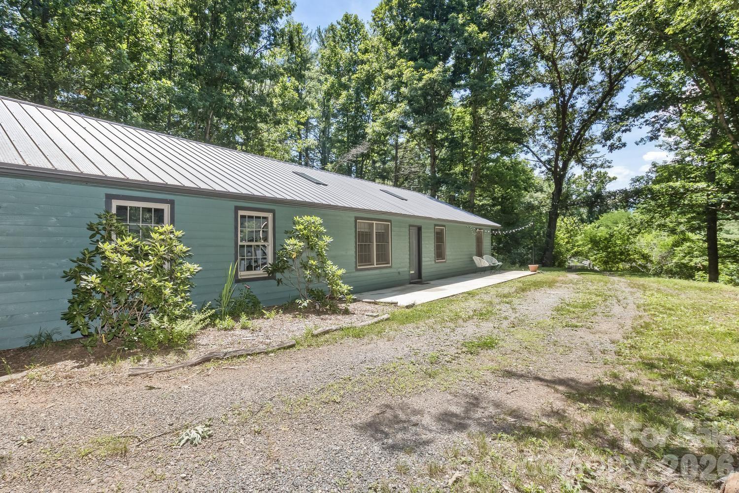 104 Pokeberry Lane Unit 3A, Leicester, NC, 28748