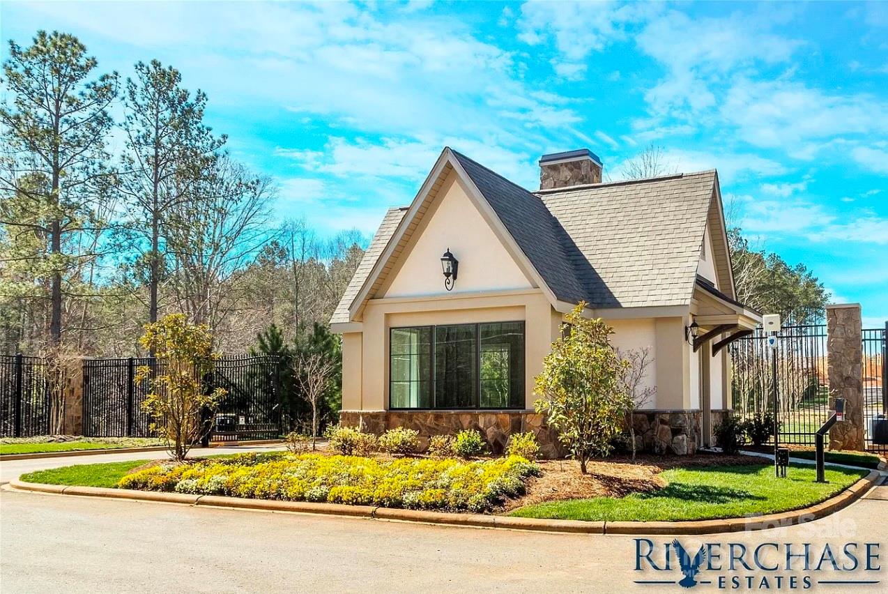 Riverchase Estates - Residential