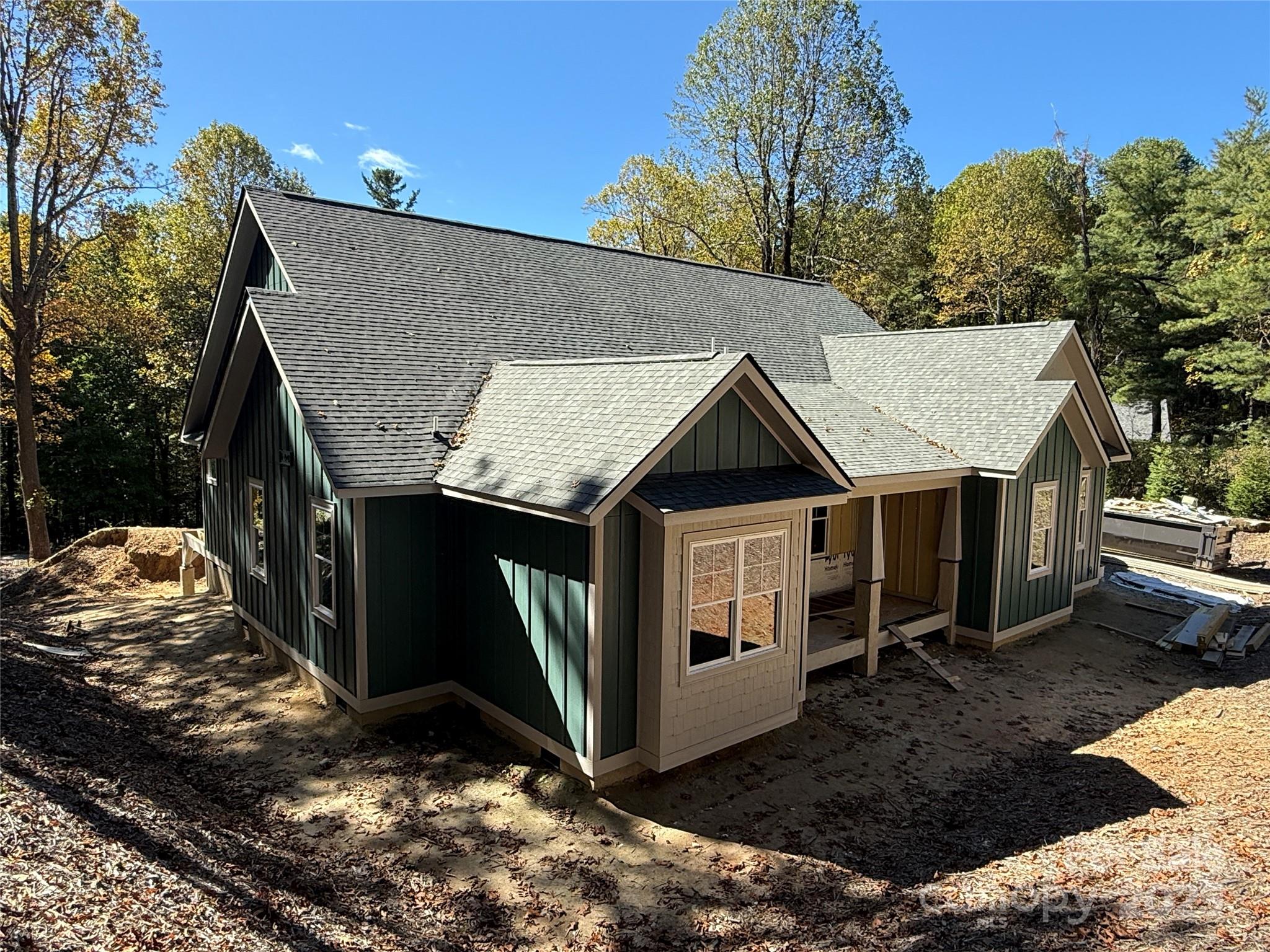 634 Hollybrook Drive