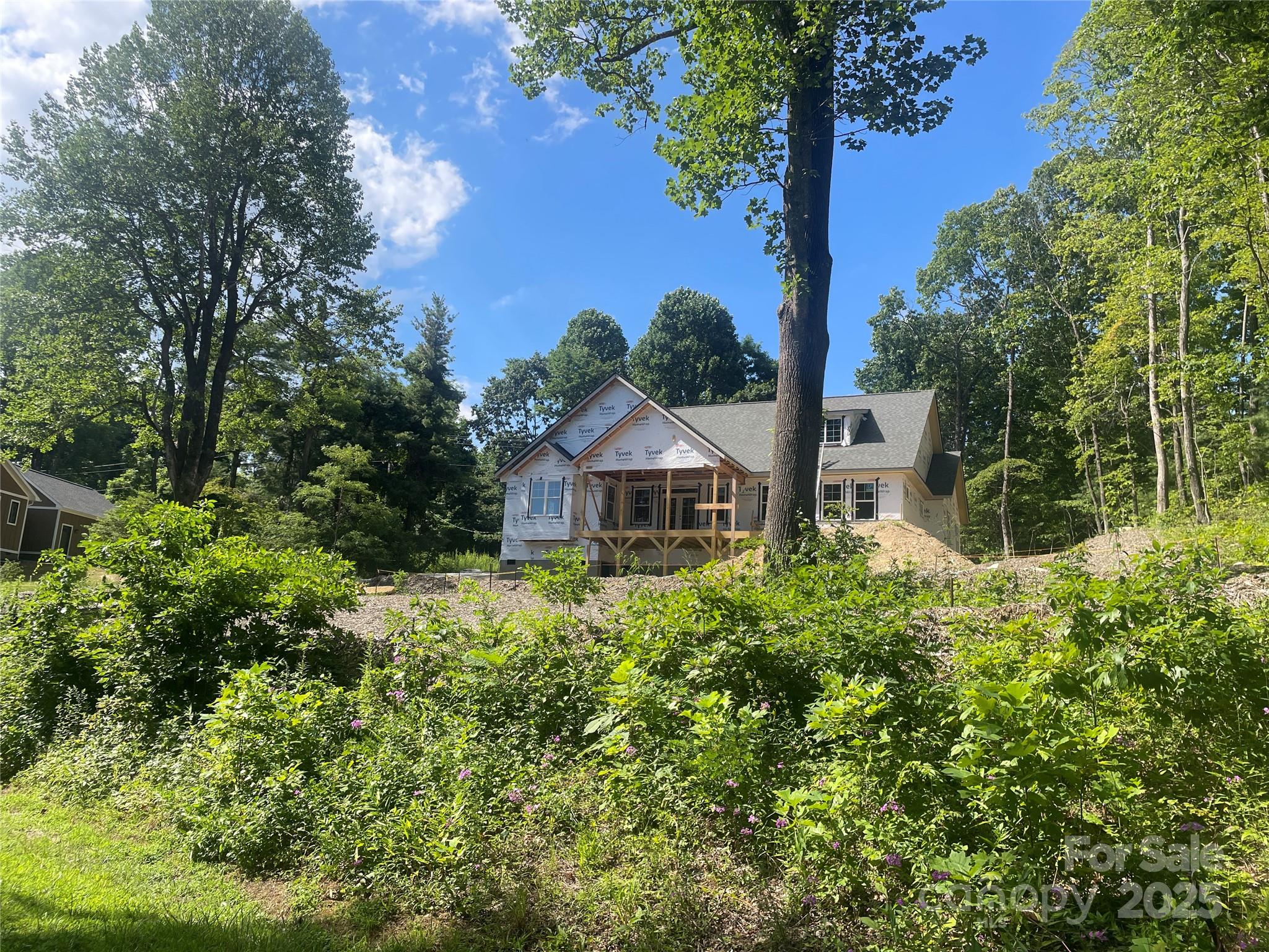 634 Hollybrook Drive