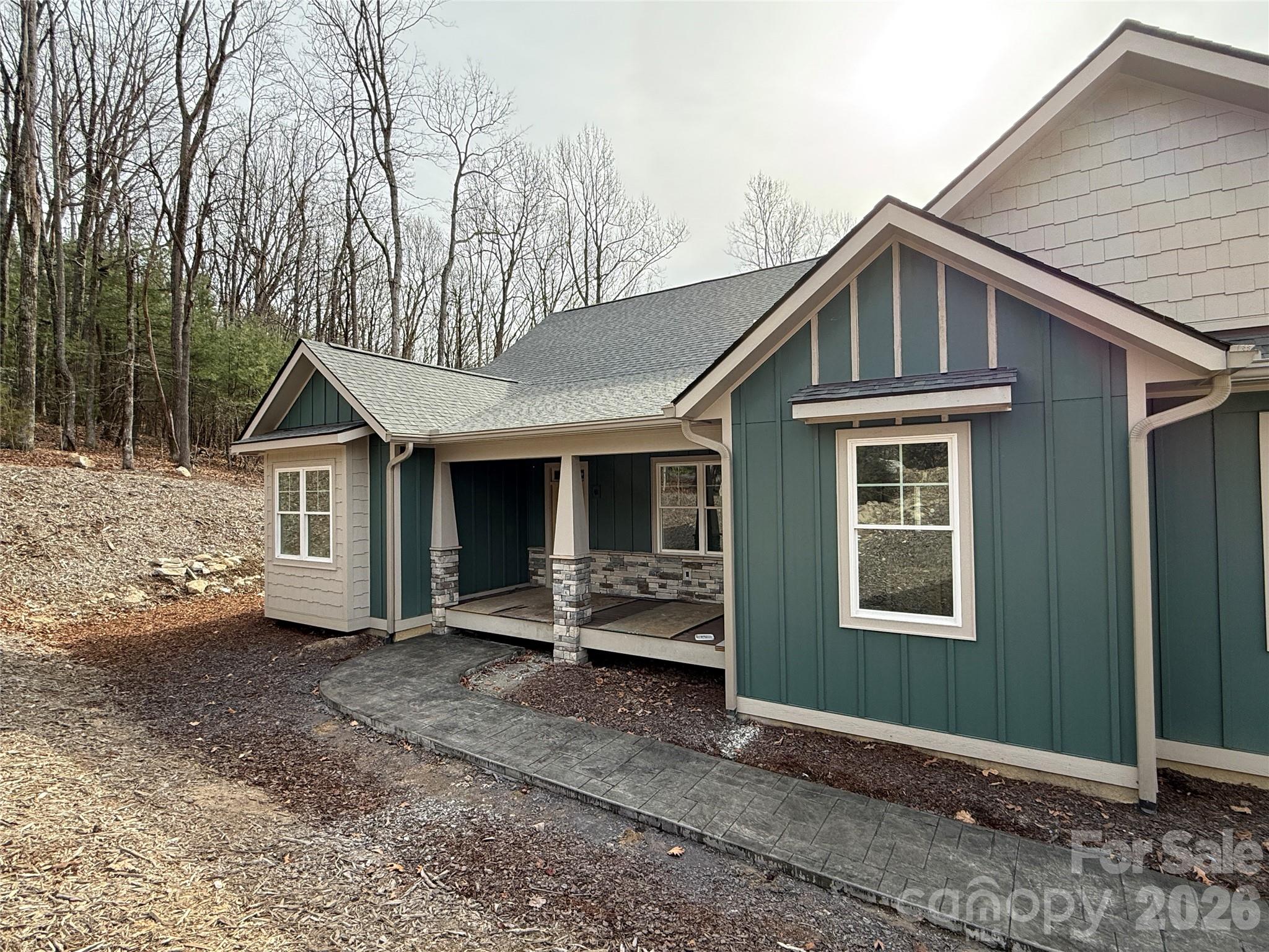 634 Hollybrook Drive