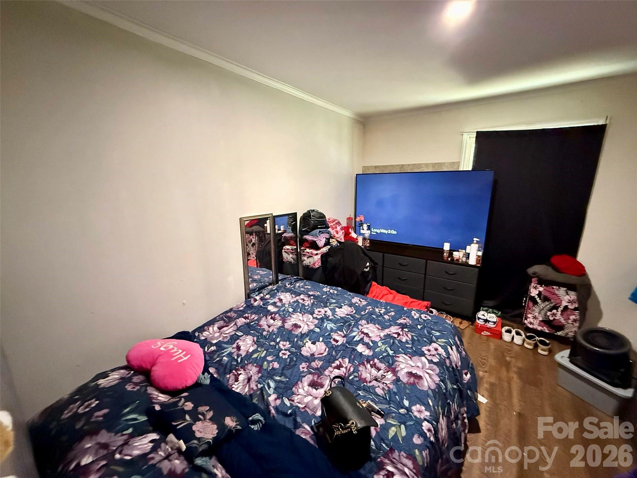 2607 Crescent Lane