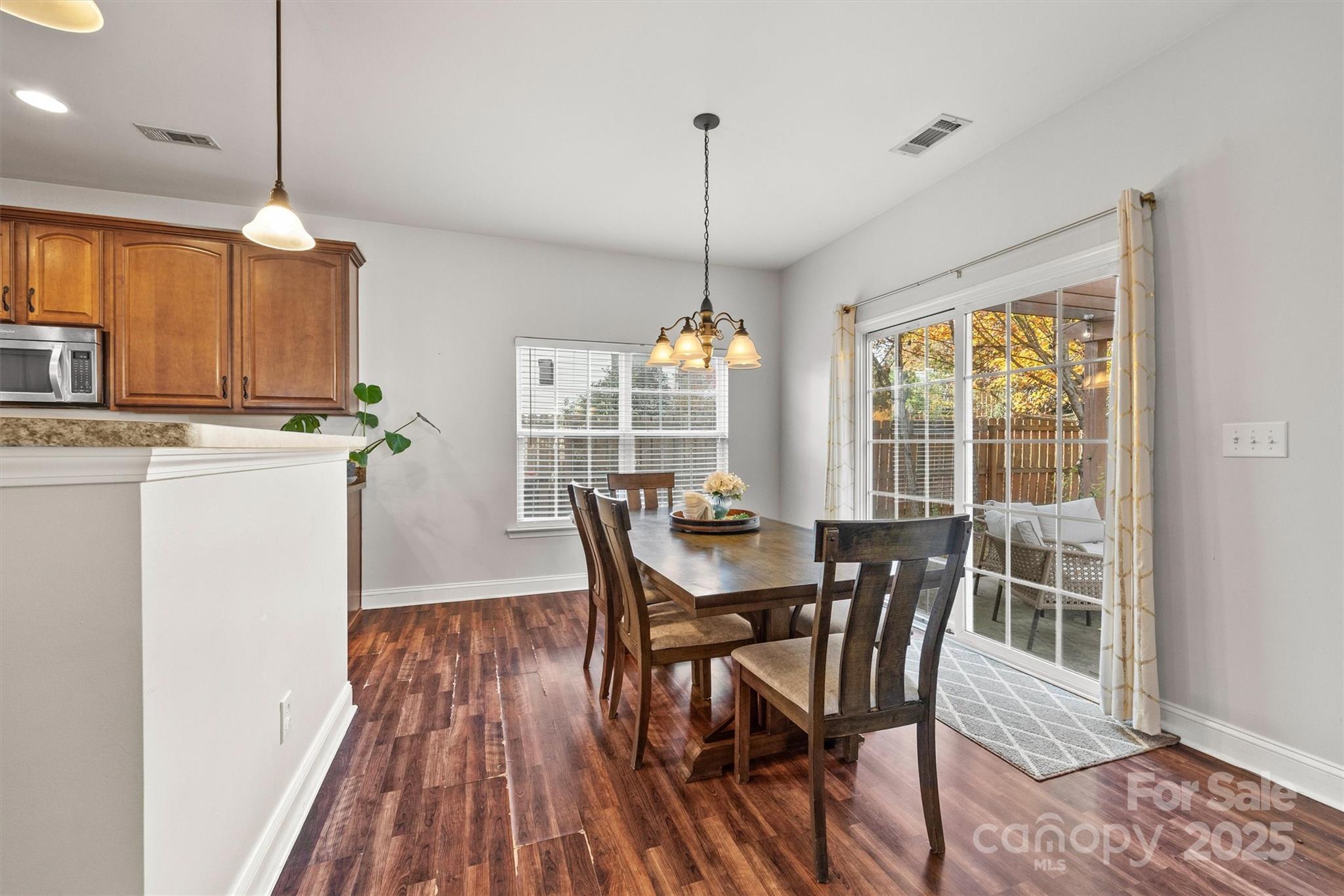 English Trails - Residential