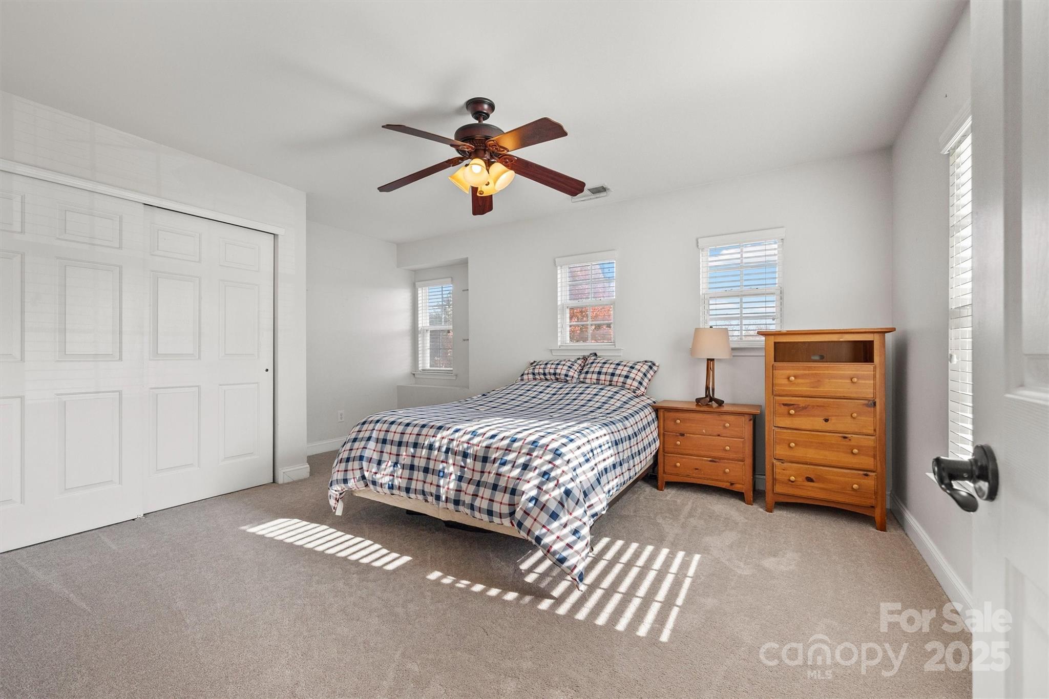 English Trails - Residential