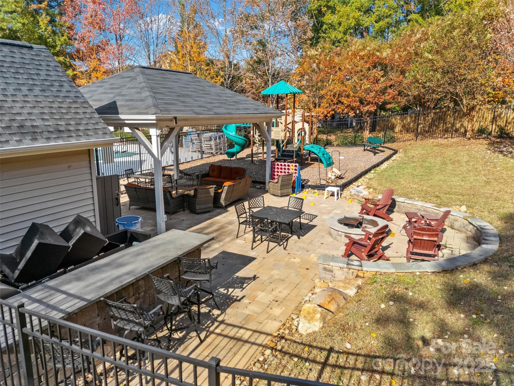 English Trails - Residential