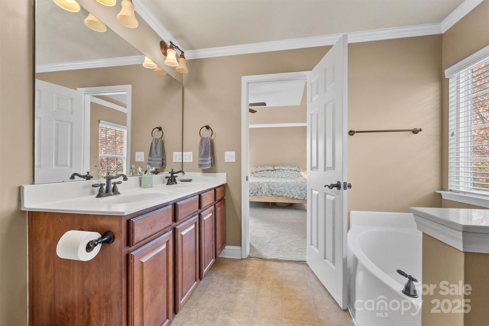 English Trails - Residential