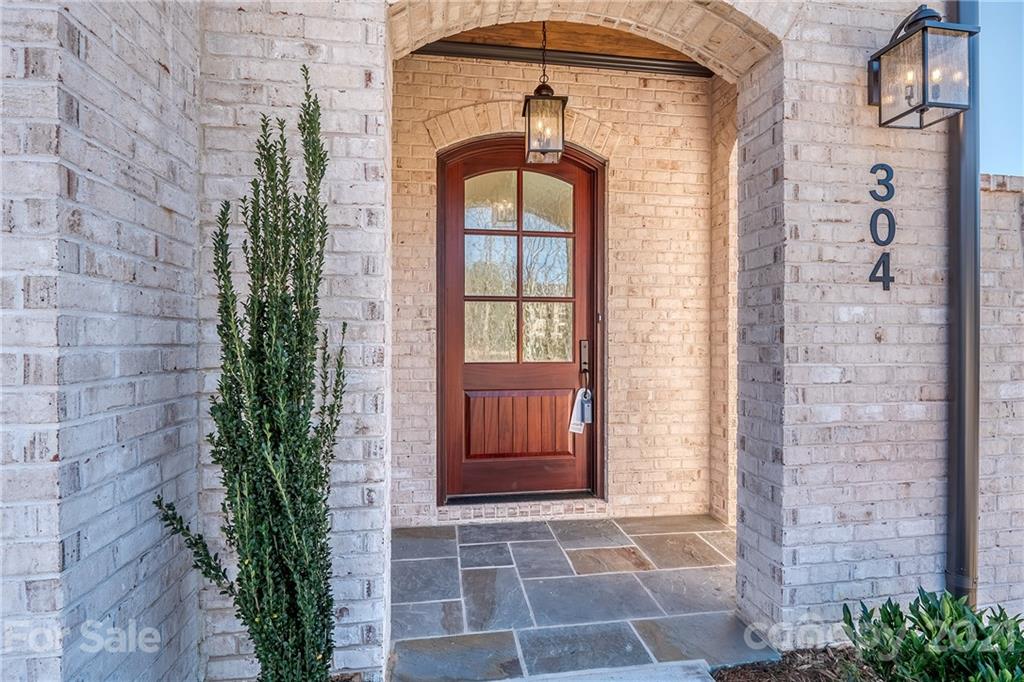 301 Audrey Place 8
