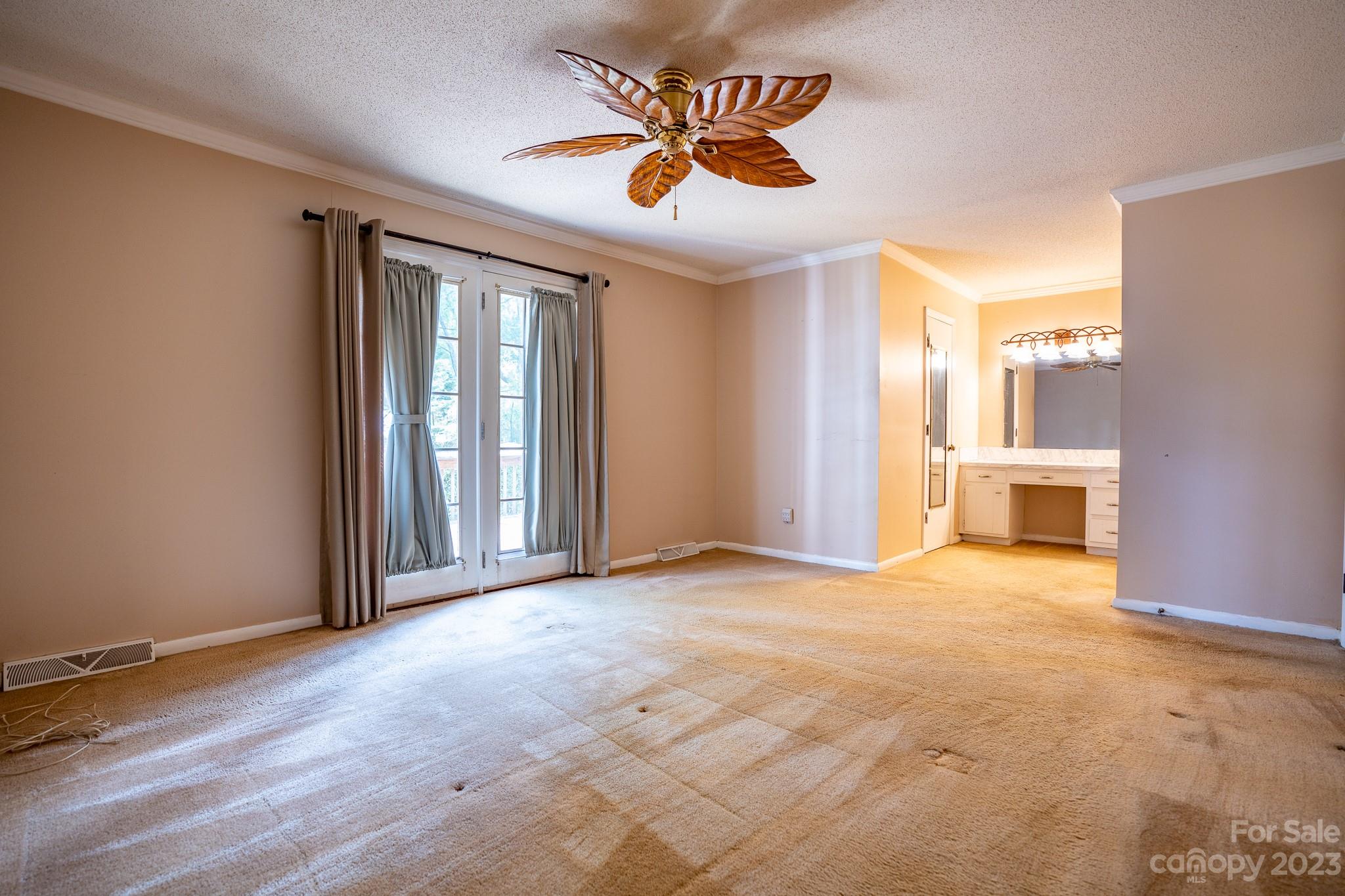 Lakehaven Estates - Residential