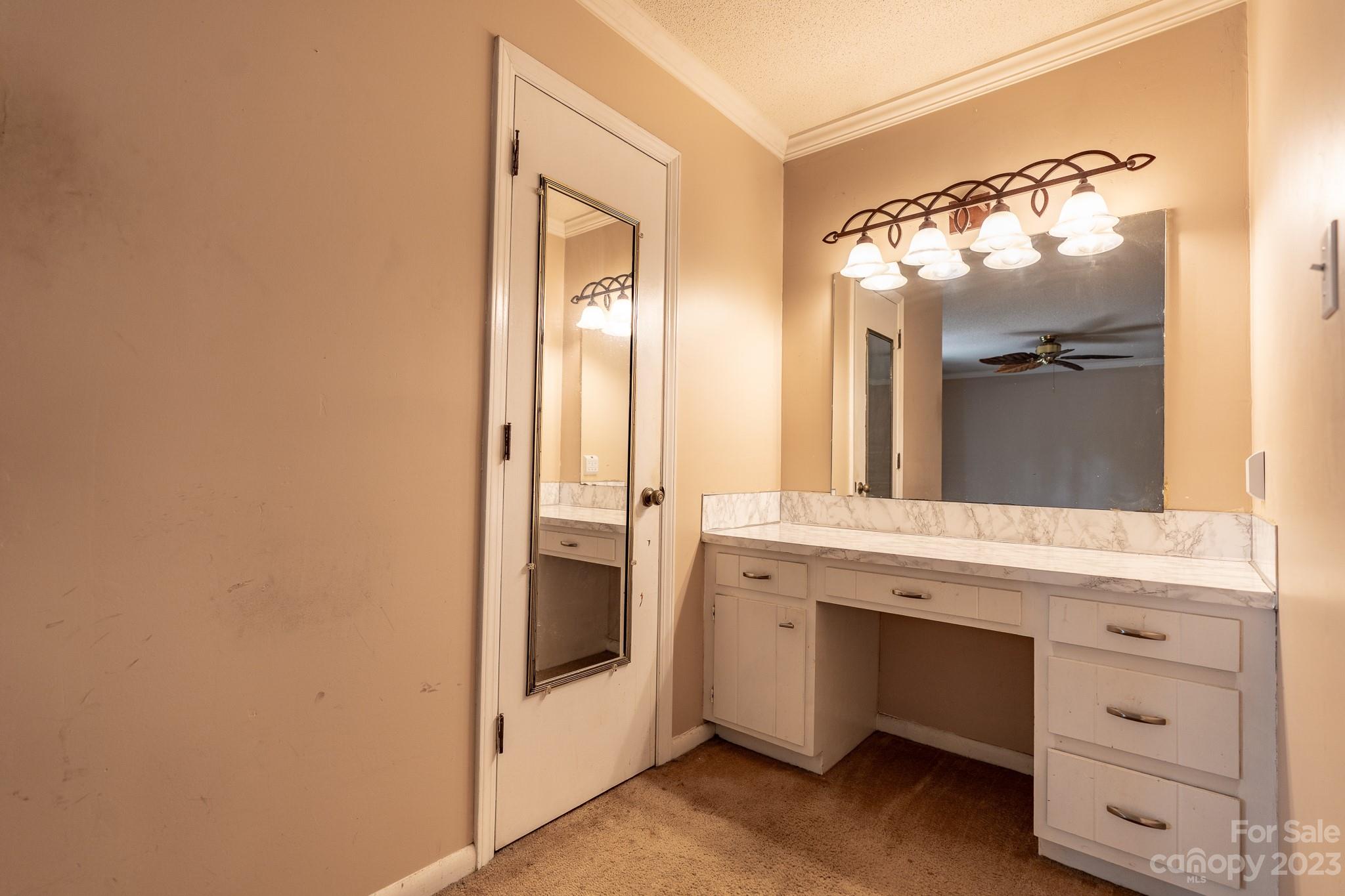 Lakehaven Estates - Residential