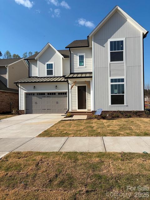 Photo of 6104 Westheart Way, Charlotte, NC 28278 (MLS # 4327653)