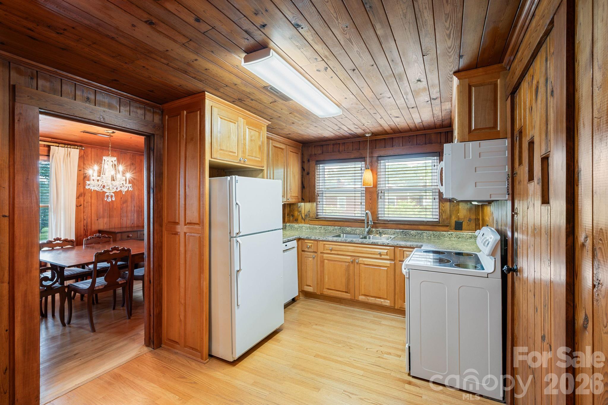 191 Thompson Road