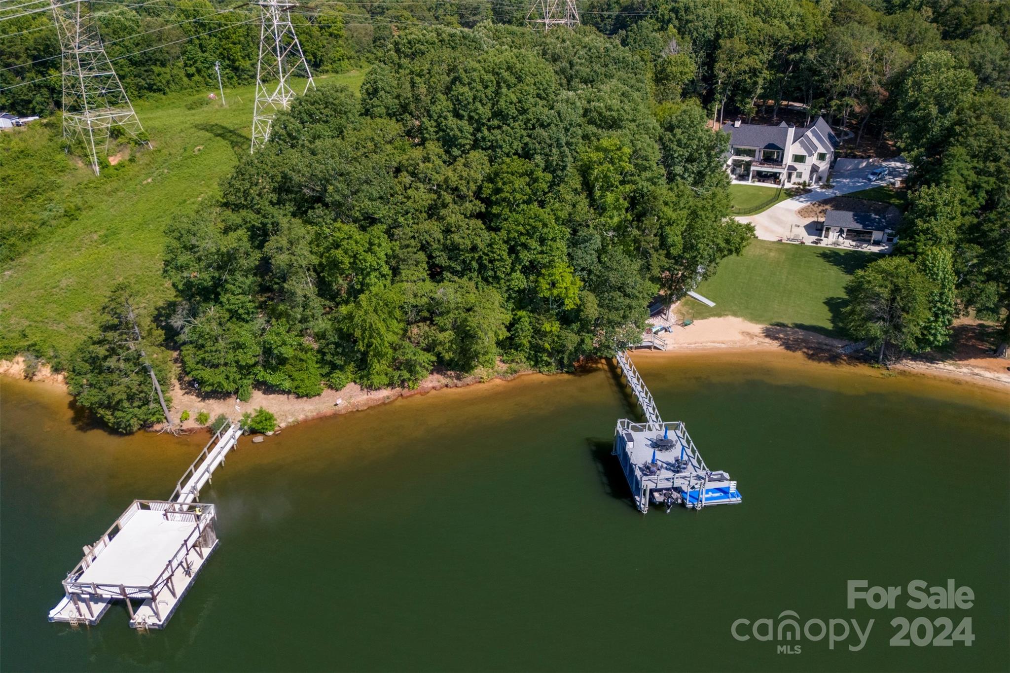 Mountain Island Lake - Land