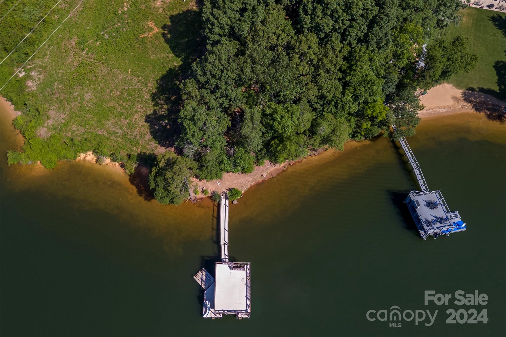 Mountain Island Lake - Land