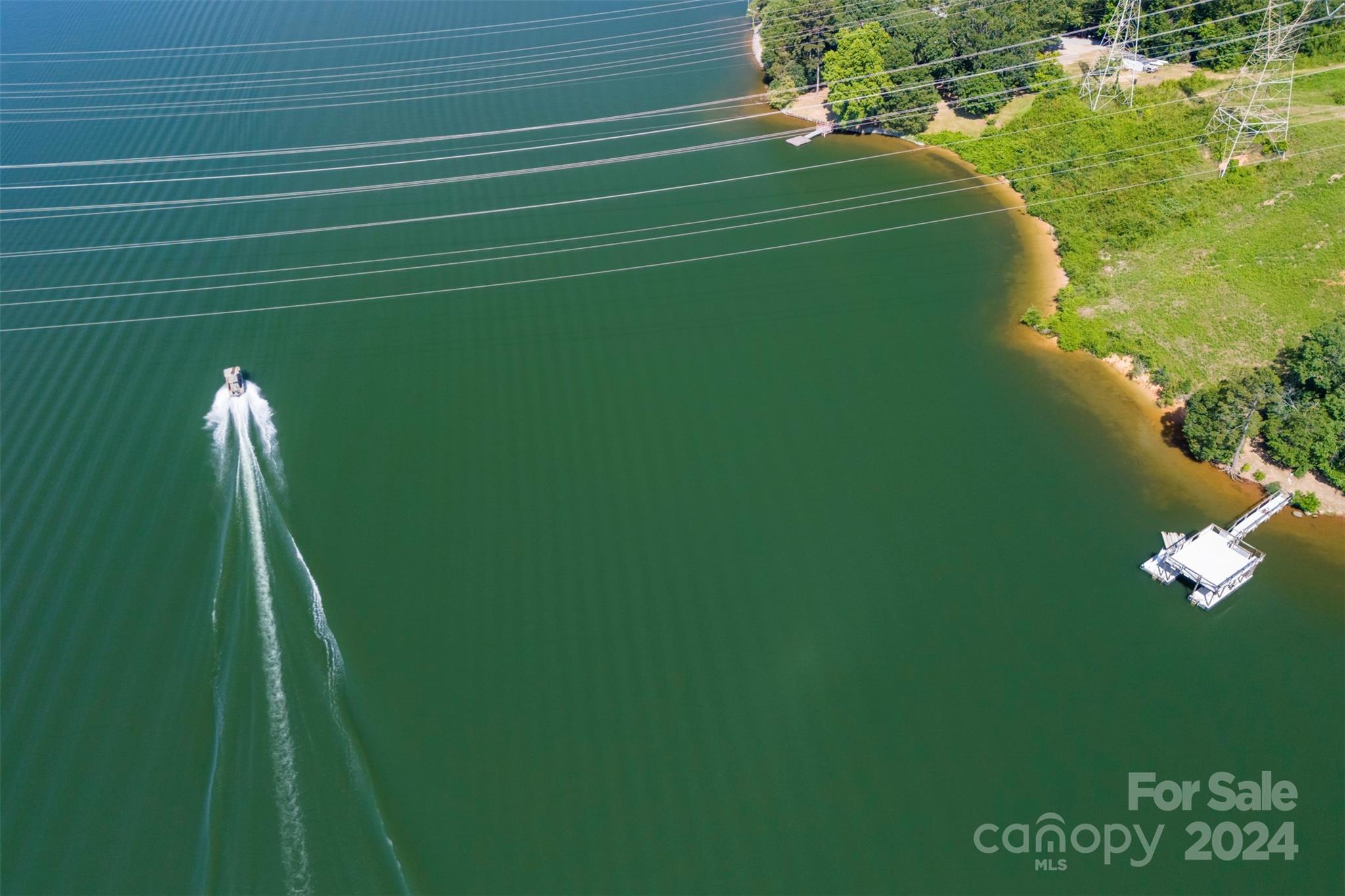 Mountain Island Lake - Land