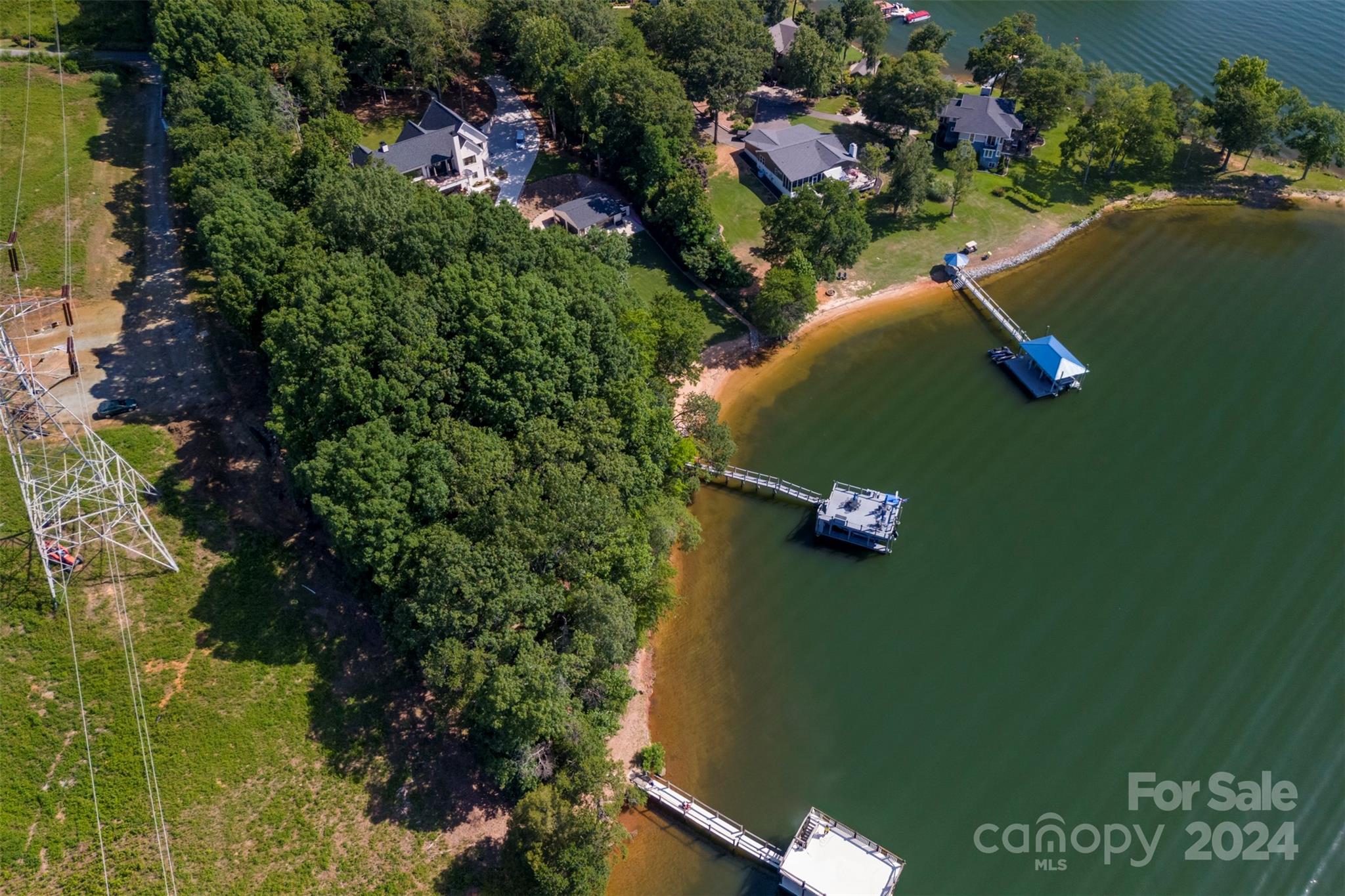 Mountain Island Lake - Land
