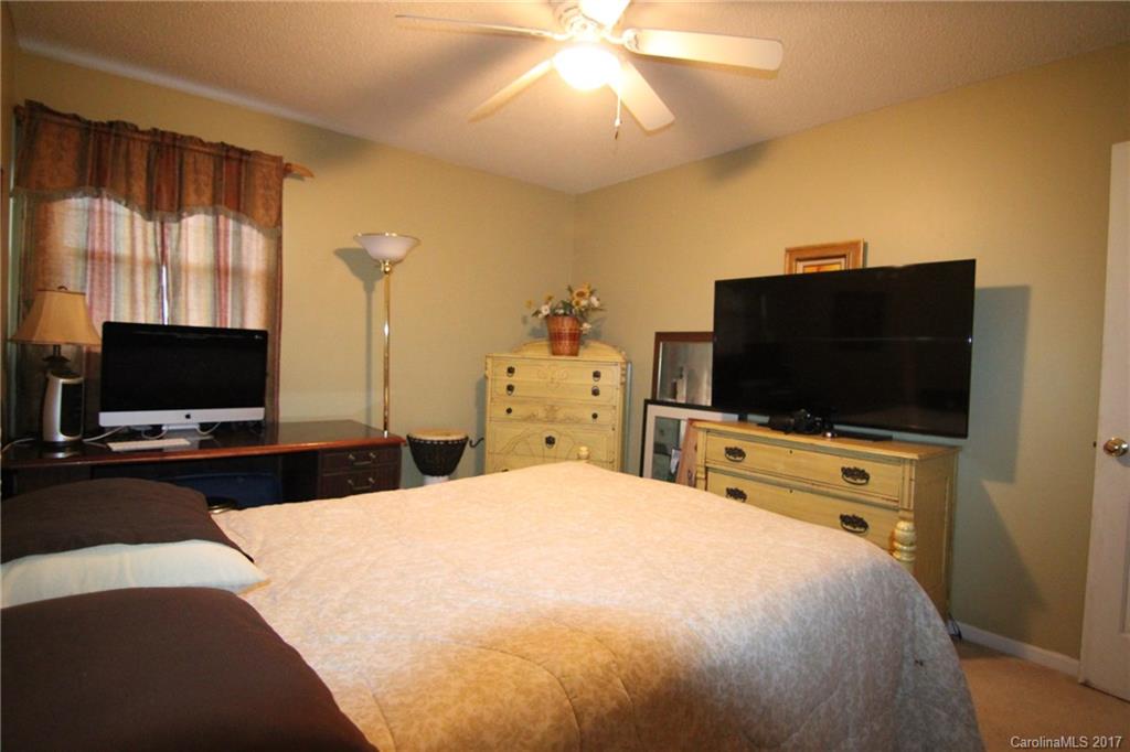 Governors Square - Residential