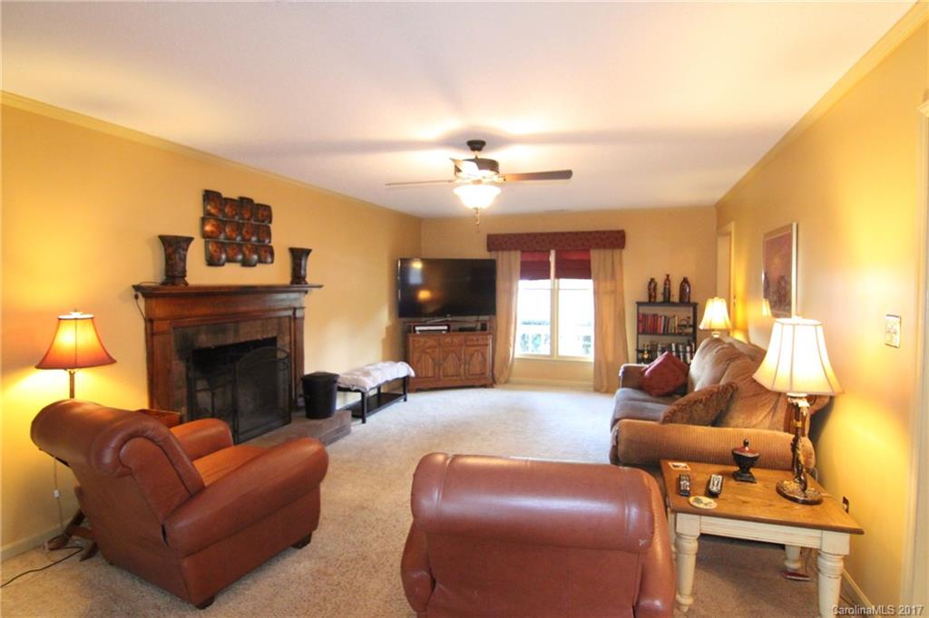 Governors Square - Residential