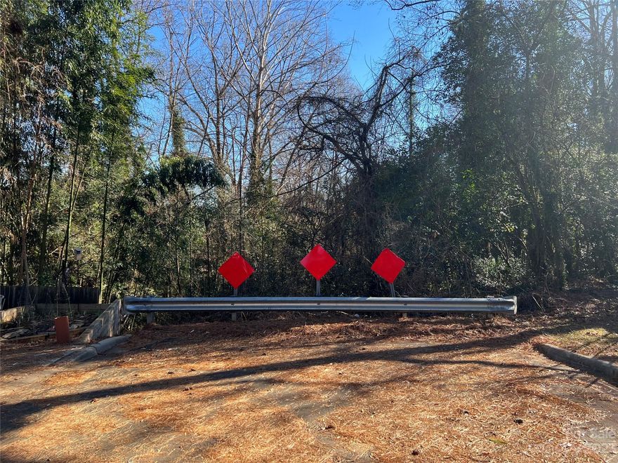 Great opportunity to purchase over an half acre of vacant land in one of the hottest zip code, 28205. Property is convienient to NoDa, Plaza Midwood and Uptown. Priced to sell!