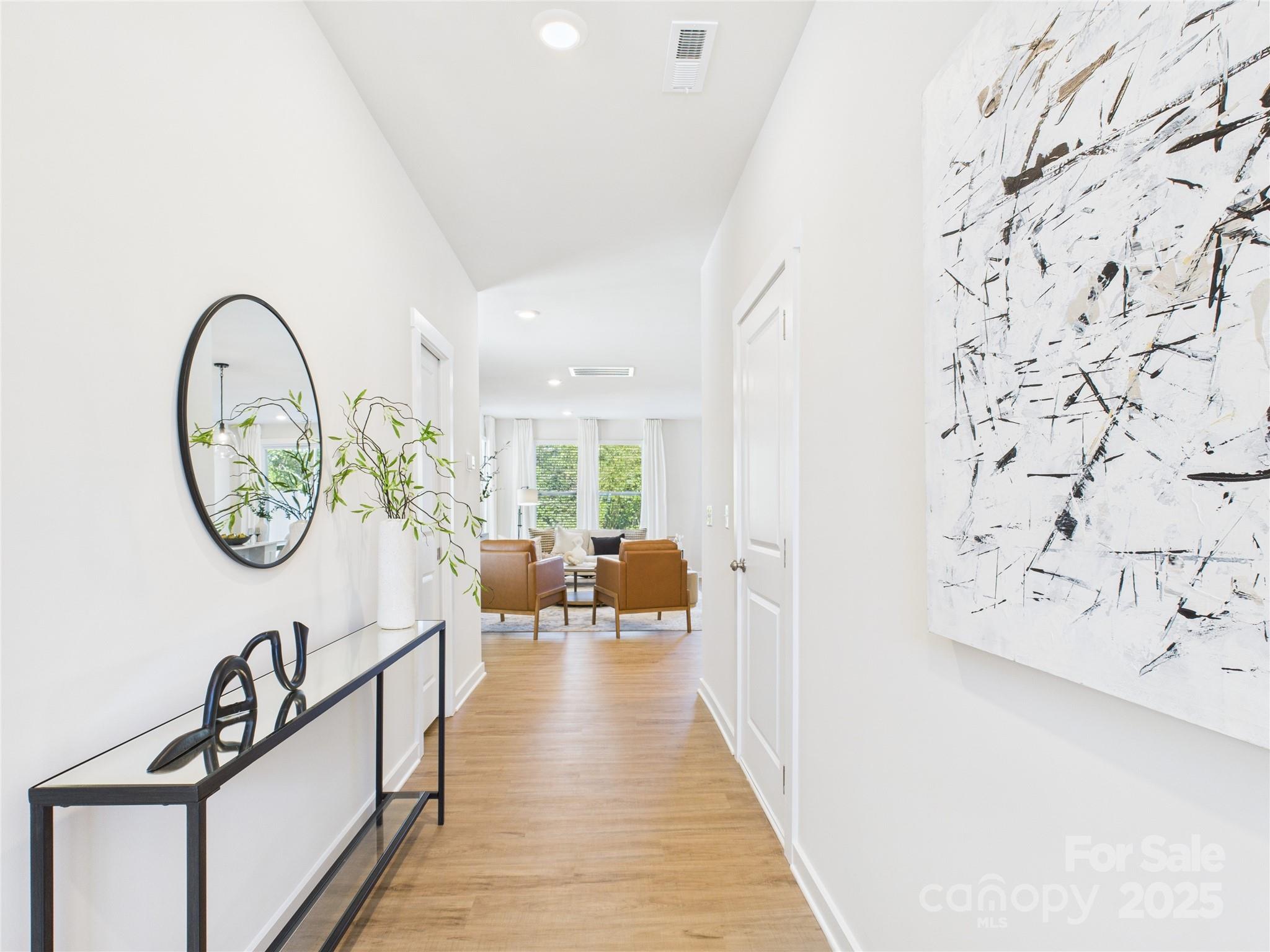 311 King Street E 01