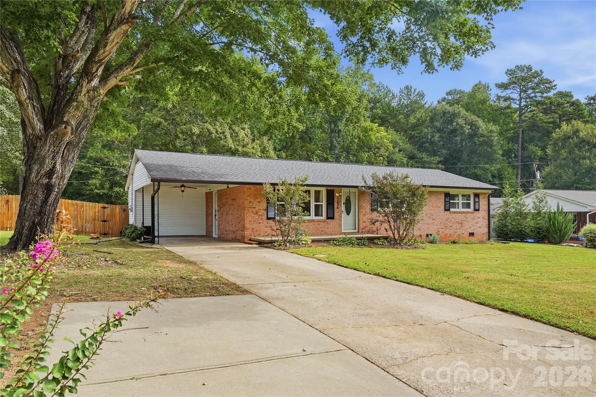 2626 Fairgreen Drive
