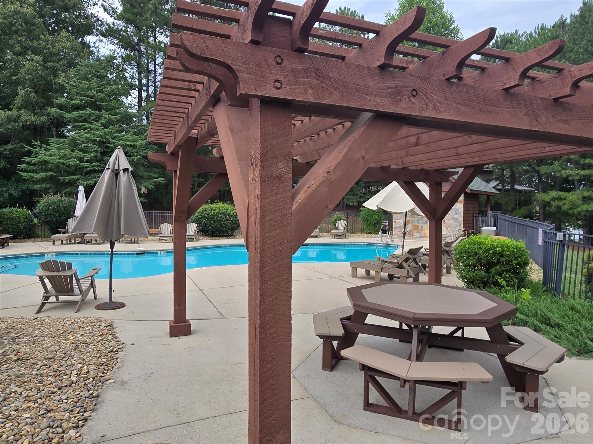 5582 Bridgewater Drive 206