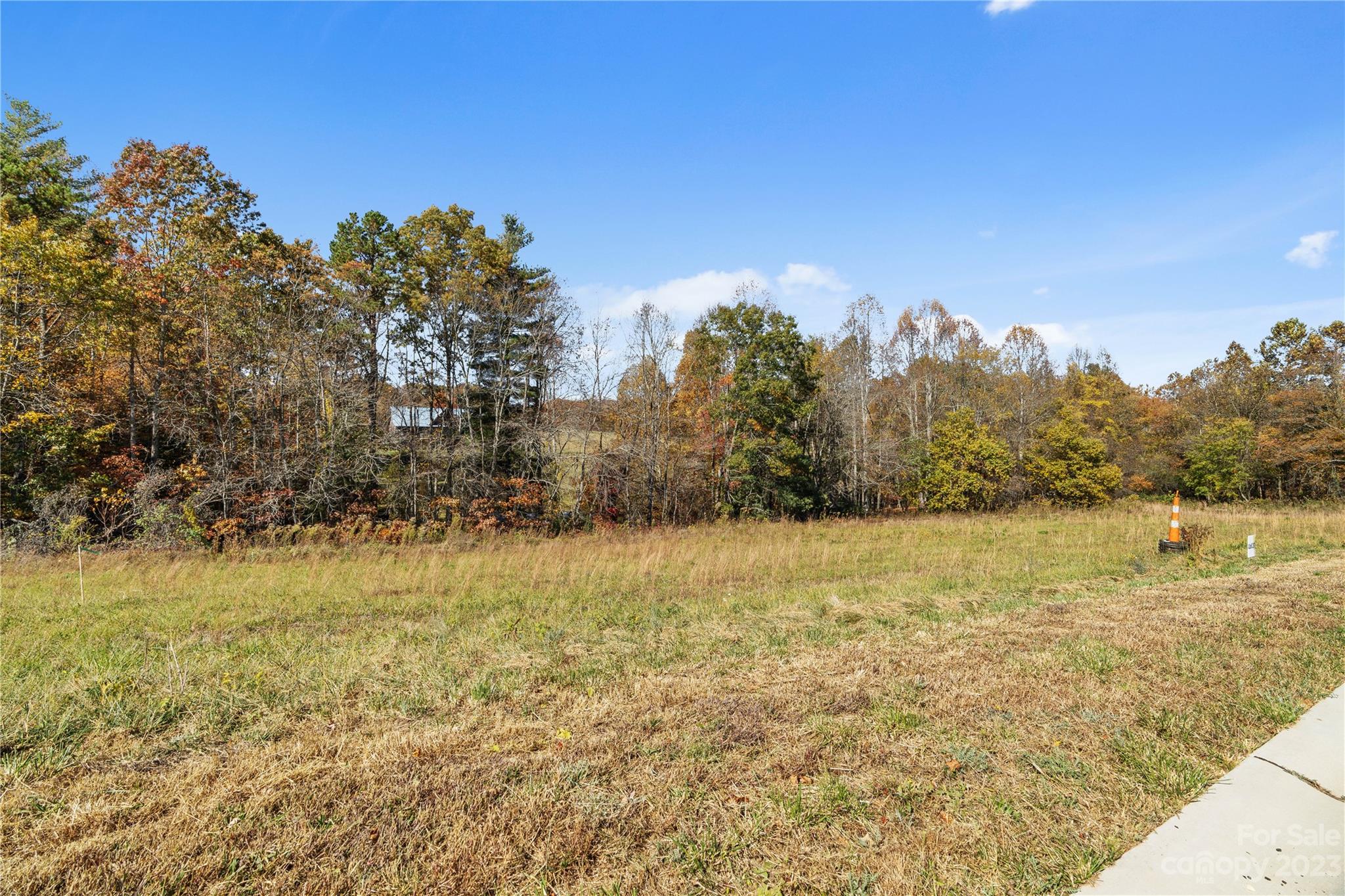 Chambers Trace - Land