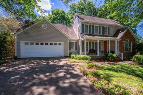 Photo for 107 Southfork Drive