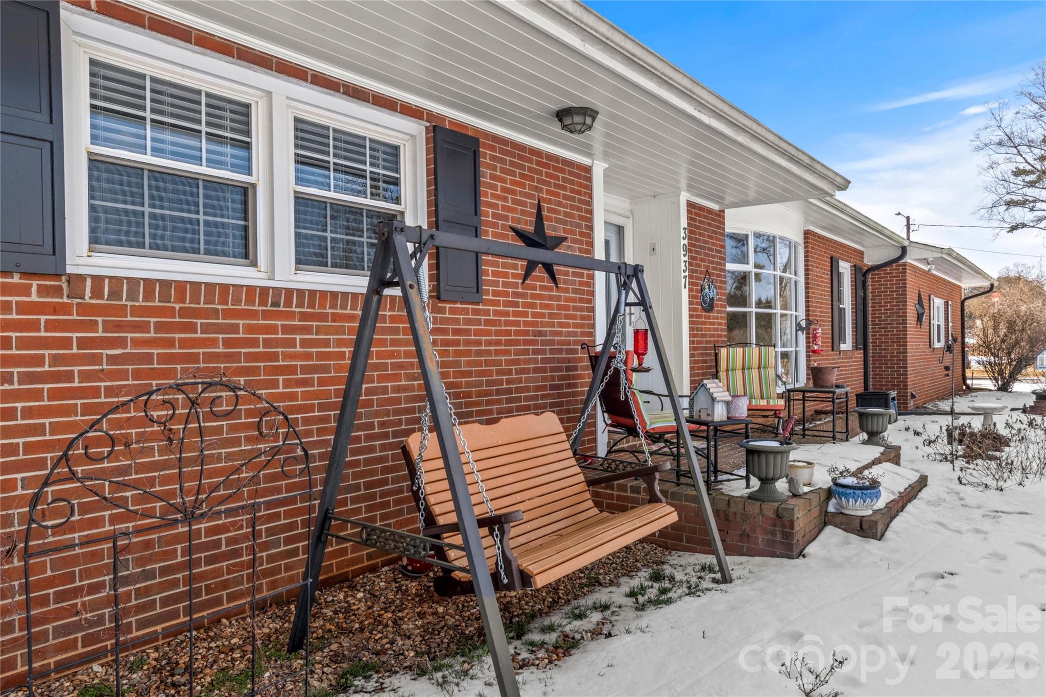 3937 W Old US Hwy 421 None