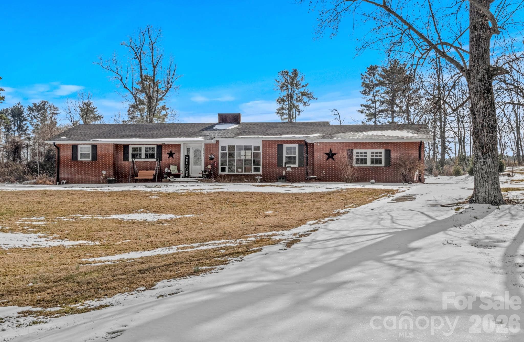 3937 W Old US Hwy 421 None