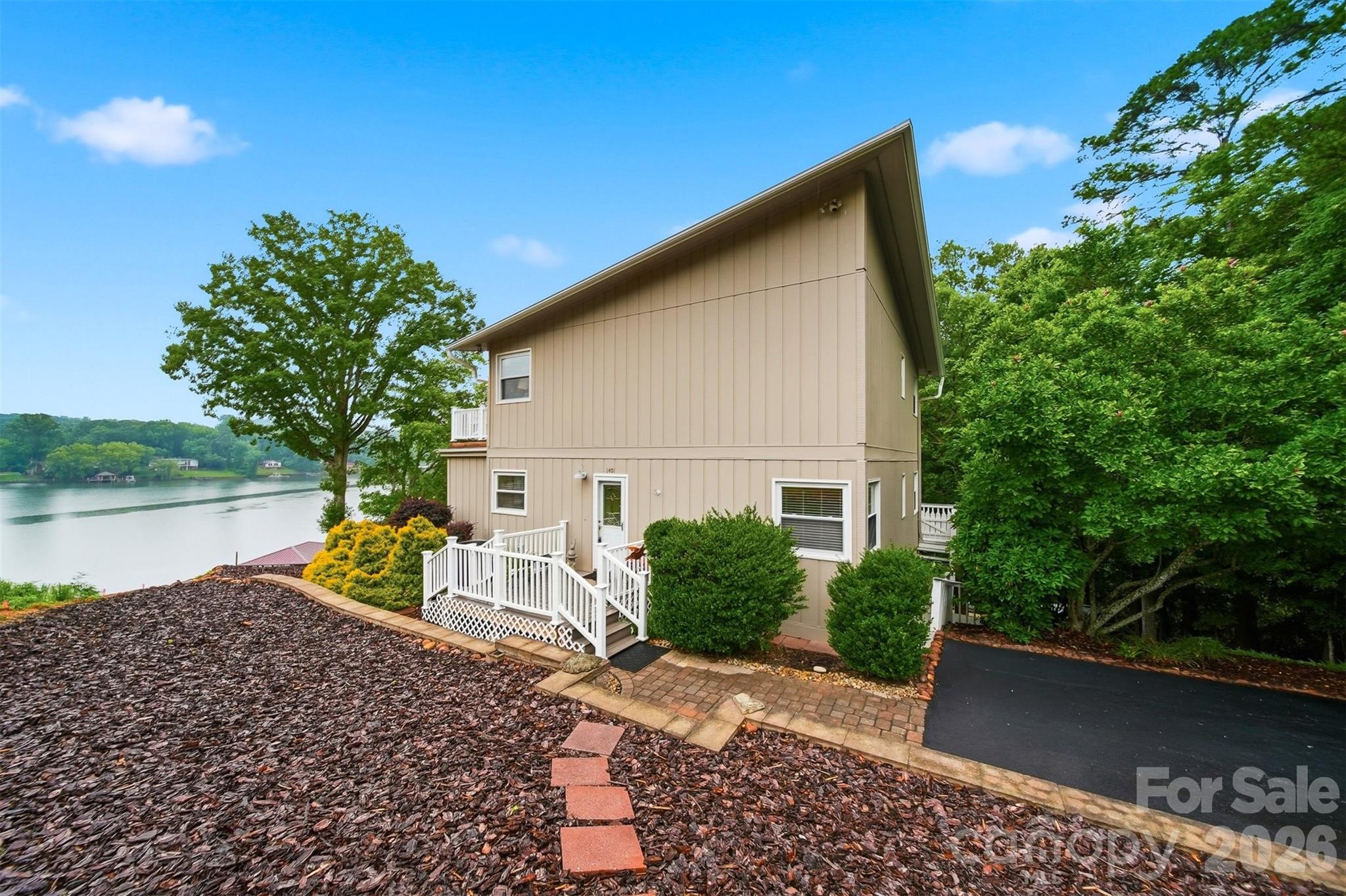 140 Williams Cove Lane