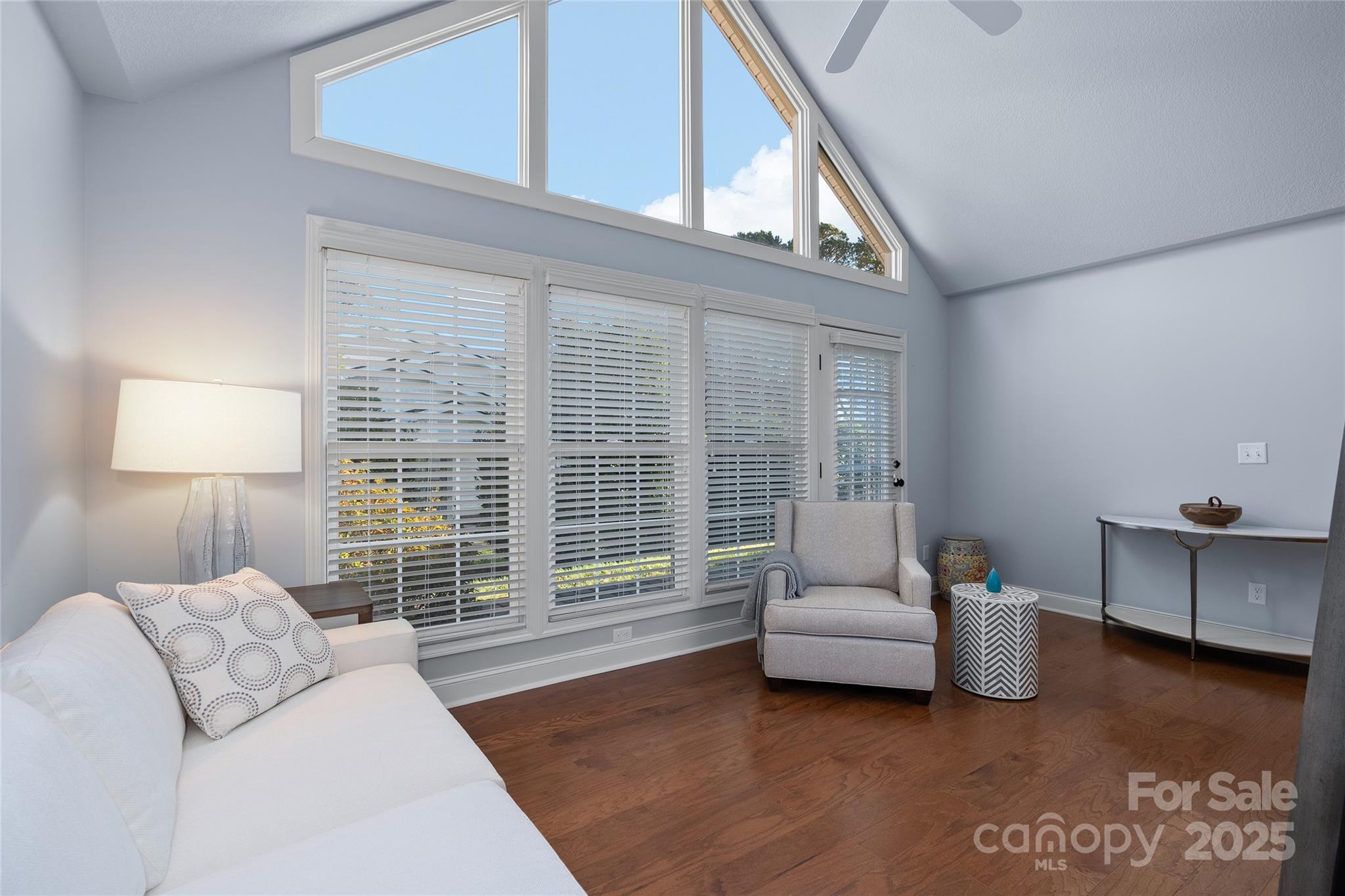 54 Lake Pointe Circle