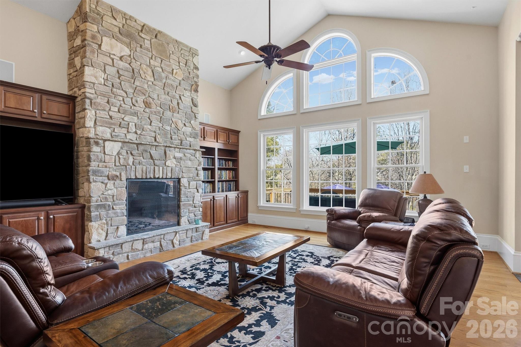 Victoria Lake - Residential