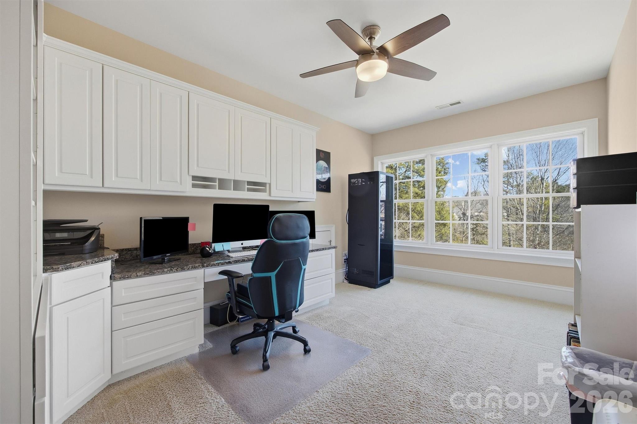 Victoria Lake - Residential