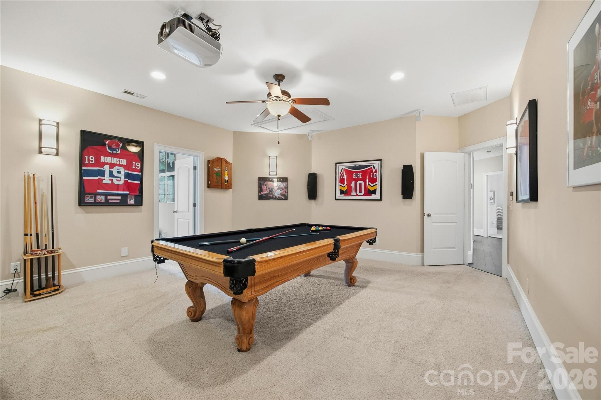 Victoria Lake - Residential