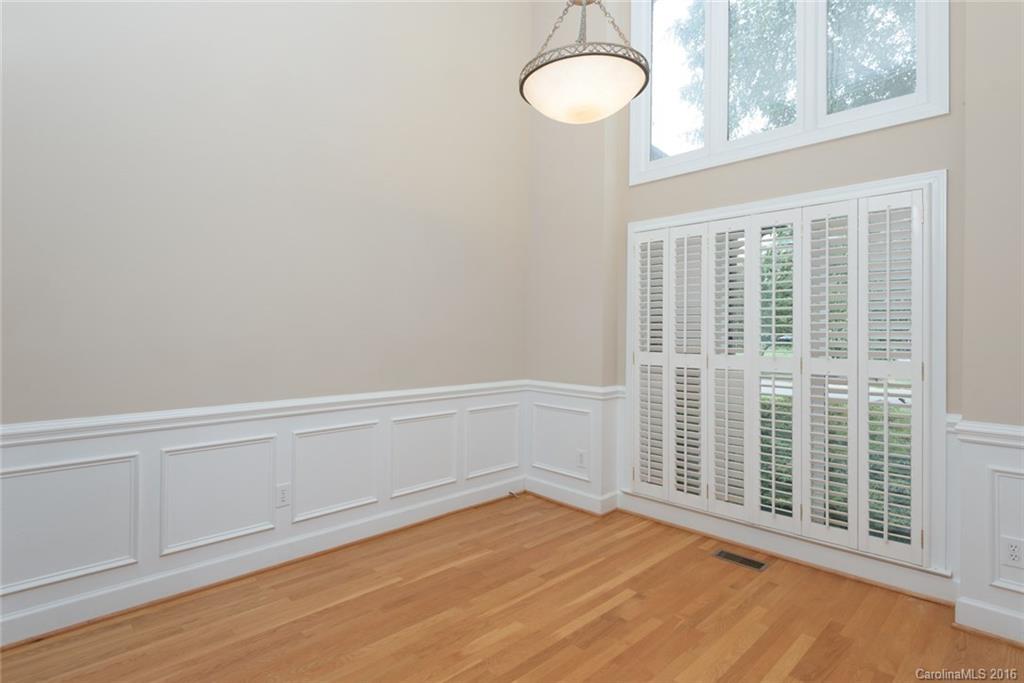 Linden Oaks - Residential