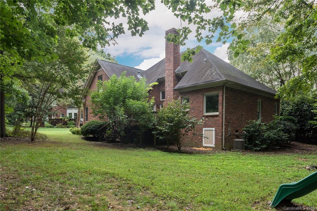 Linden Oaks - Residential